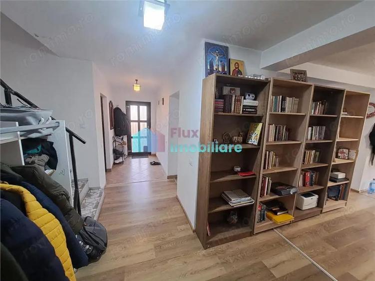 Casa finisata 480 mp teren Moara Nica - 2