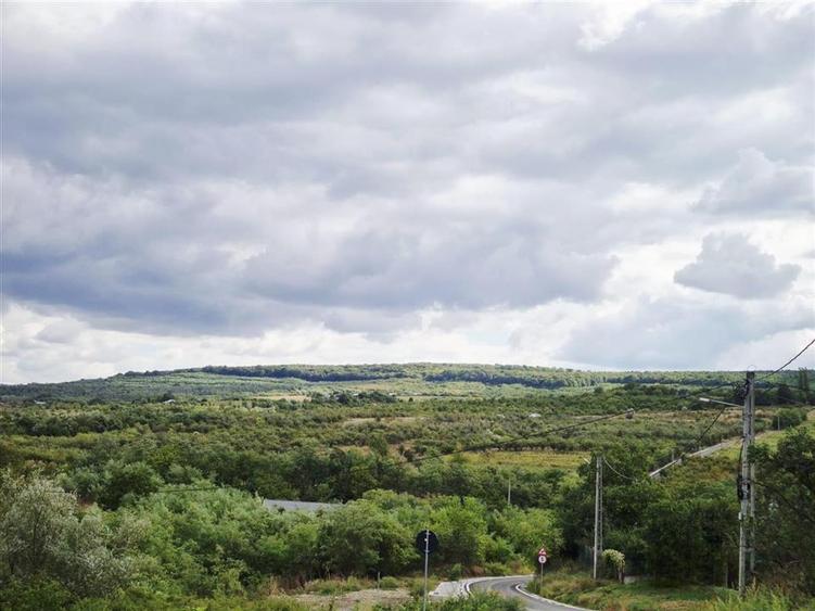 Teren pentru casa cu vedere frumoasa - 1