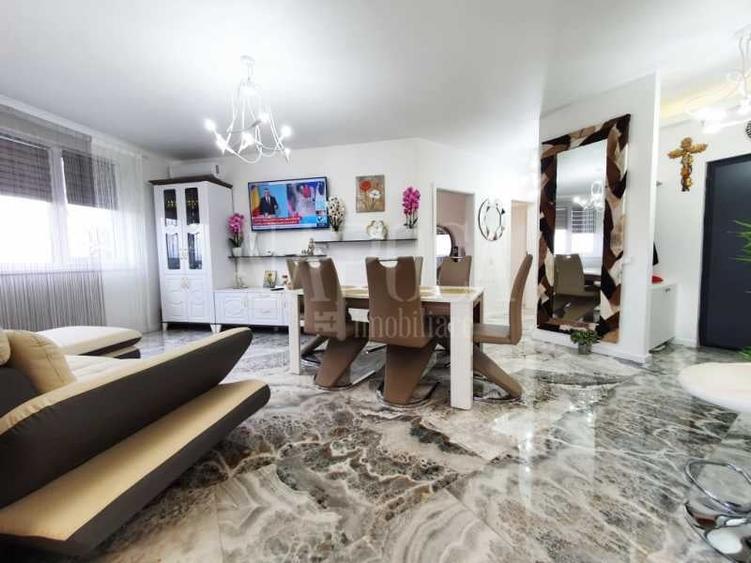 Apartament 3 camere de vanzare in Floresti - 1