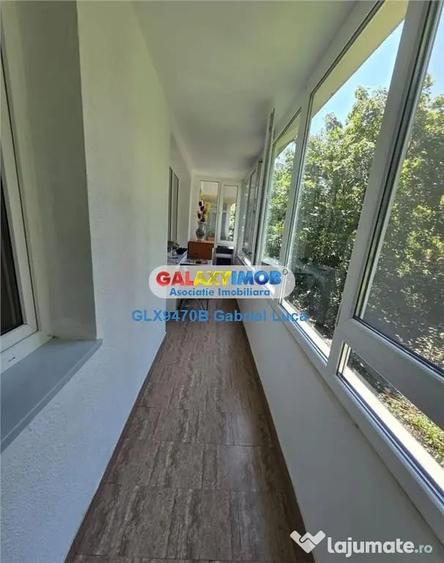 Apartament cu 2 camere semidecomandat în Berceni