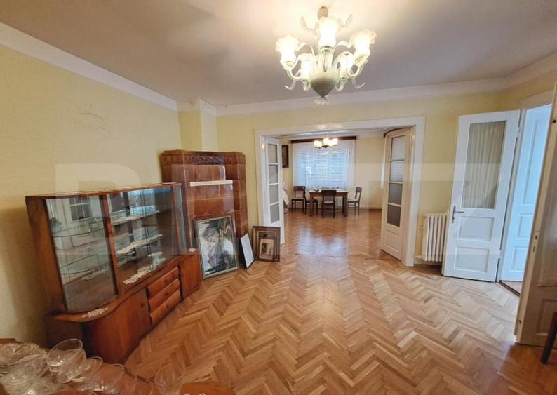 Casa in Sacele singur in curte, zona excelenta! - 11