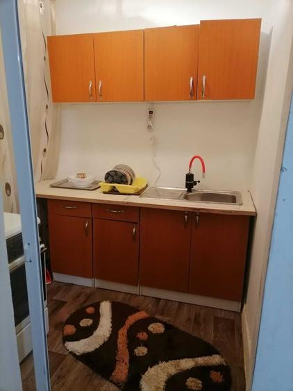 Vand garsoniera cu mici imbunatatiri - 4