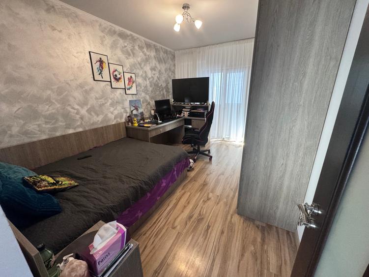 Casa P+1+M. 5 cam. Util 143mp. Teren 307mp. - 13