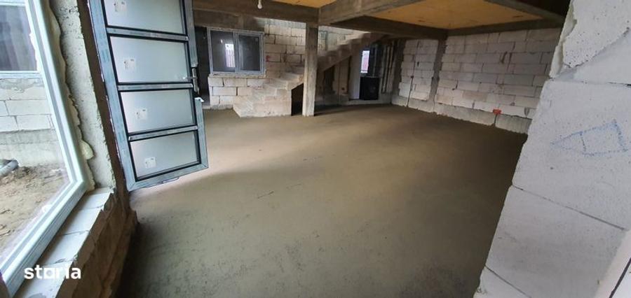 Casa de vanzare /pensiune/azi/gradinita - 4