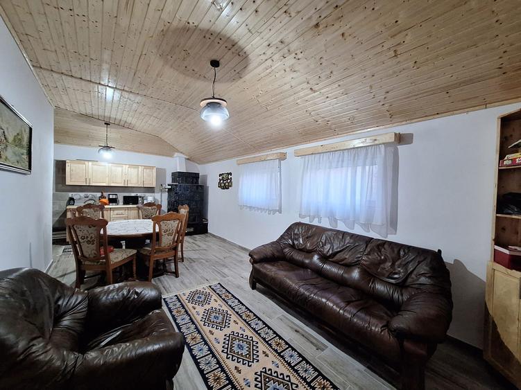 Inchiriez casa la tara - 2