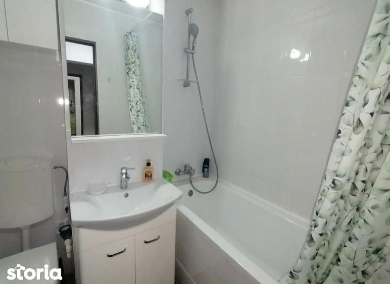 Inchiriez apartament 2 camere cartier Micro 3 - 1
