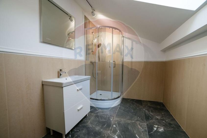 Spatiu comercial ULTRACENTRAL - 2,300mp de inchiriat - 3