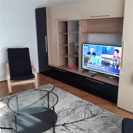 2 camere, 61mp, doua balcoane, centrala, renovat, mobilat, Basarabia -Costin Geo - 1