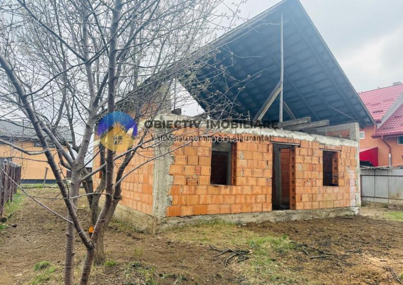 Casa la ro?u-construc?ie solida din caramida Dumb
