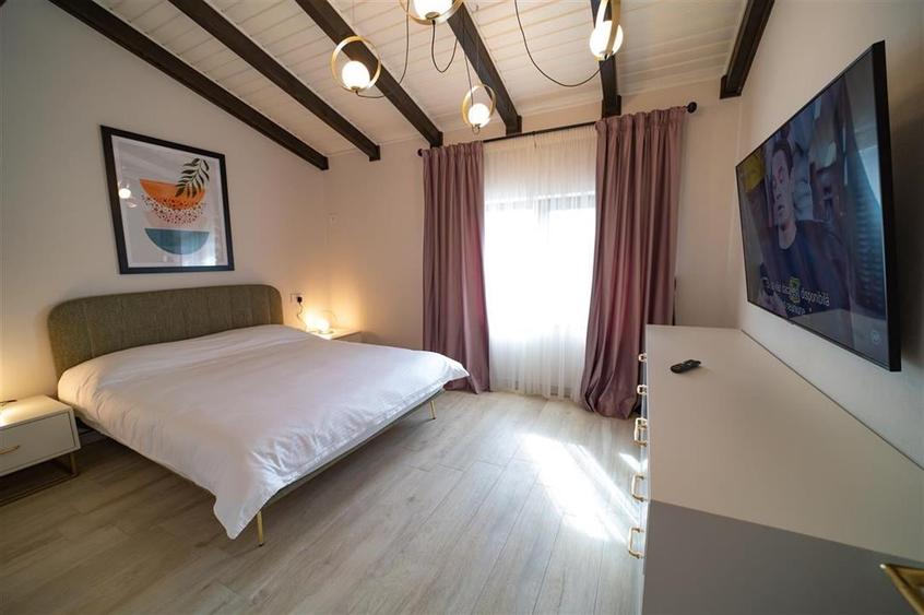 Ap 3 camere,complet mobilat si utilat BLOC NOU, ULTRAMODERN,REGIM HOTELIER - 14