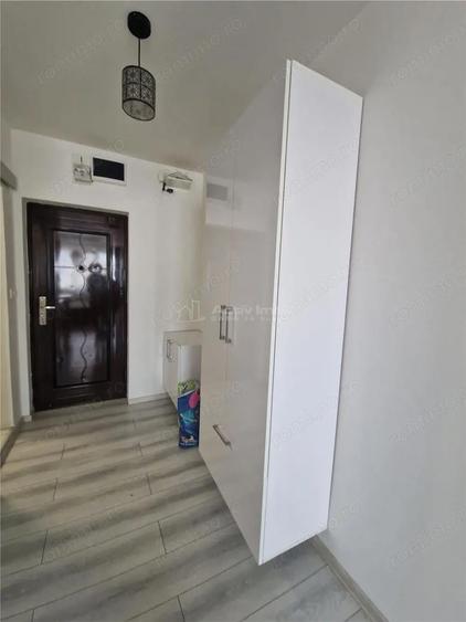 Garsoniera eleganta, mobilata, utilata, etaj 5 - Rotonda - 7