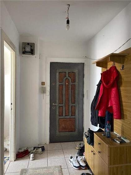 CIRCUMVALATIUNII - ETAJ 2 - DECOMANDAT - 4 cam - 2 bai - centrala proprie - clim - 7