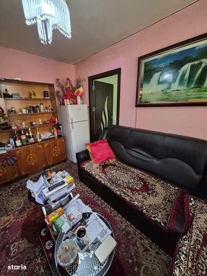 Apartament semidecomandat, et. 2/4, Valea Ro?ie -Pia?a, 63.000 Euro - 5