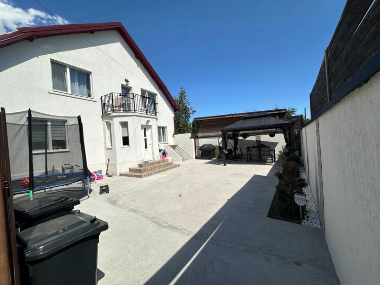 Vand sau schimb casa zona Titulescu - 2