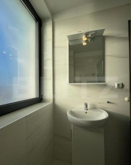 Garsoniera tip studio, 30 mp,imobil nou, zona strazii G.V.Bi - 1