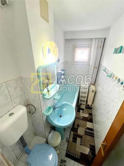 Apartament 2 camere, str. Milcov nr 122, etaj 3 - 15