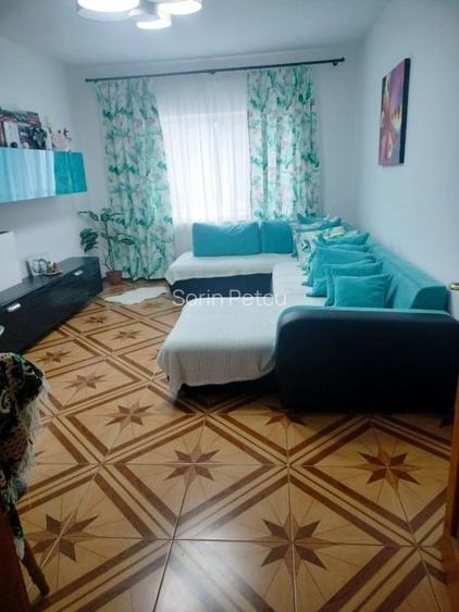 Apartament 3 camere Apartament 3 camere