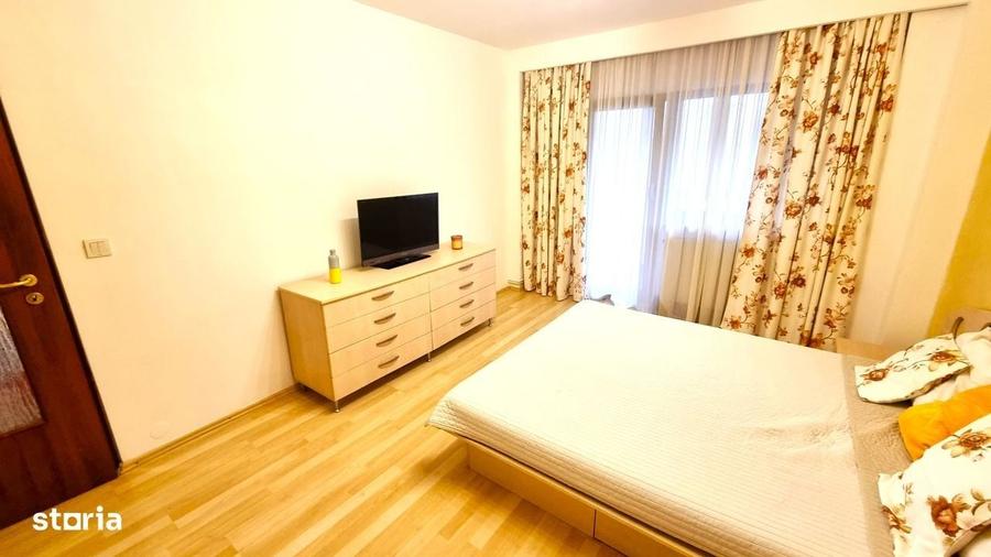 Apartament cu 3 camere în Malu Roșu