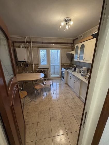 Inchiriere 4 camere zona Unirii centrală proprie vedere dublă - 3