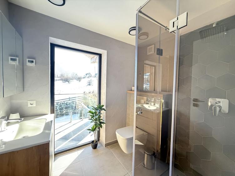 Casă de vacanță modernă într-un cadru natural deosebit – Râșnov - 10