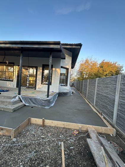 FARA COMISIOANE in Gulia vatra Satului la drum asfaltat casa 4 camere 2 bai P+M - 32