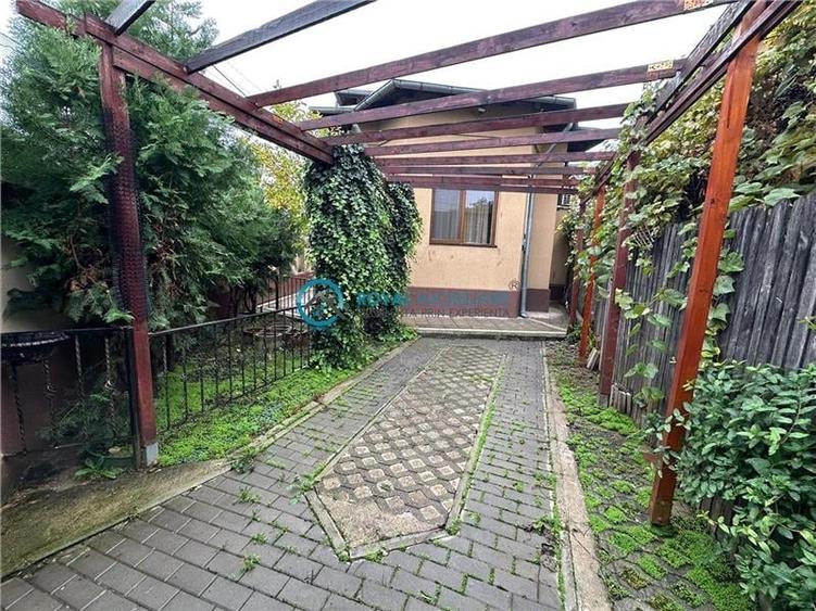 Royal Imobiliare - Vanzare vila zona Democratiei - 26