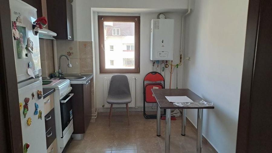 Inchiriez apartament cu o camera Canta - 2