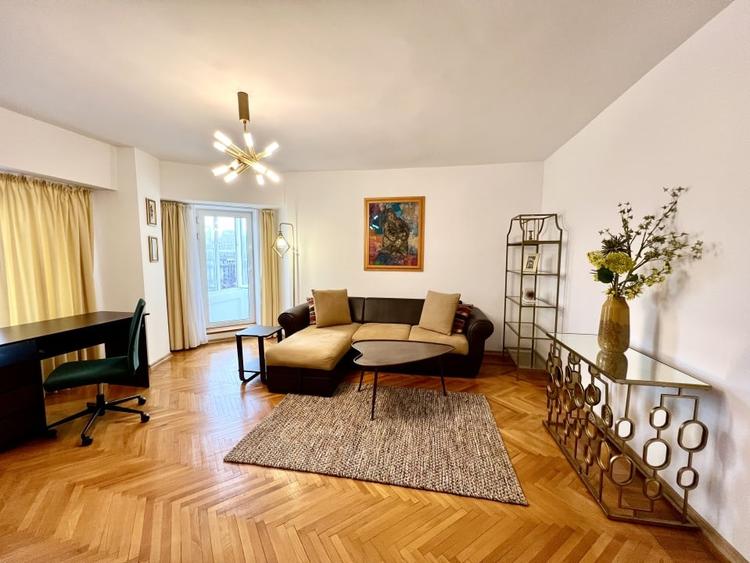 Inchiriere apartament 2 camere (Unirii) (Parcul Izvor). Priveliste superba. - 1