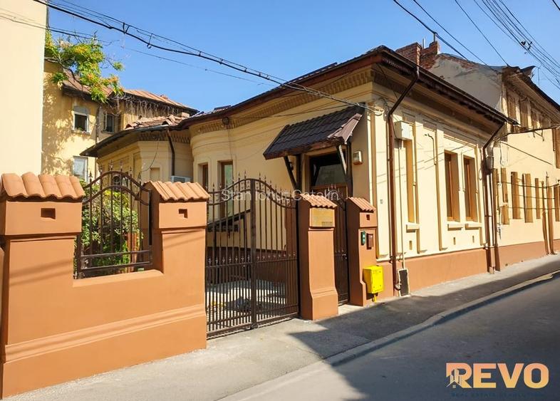 Parcul Carol / Tineretului – Unirii Sud - Vila interbelică