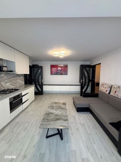 De inchiriat apartament cu 3 camere, zona liceului nr.2,mobilat,utilat - 8