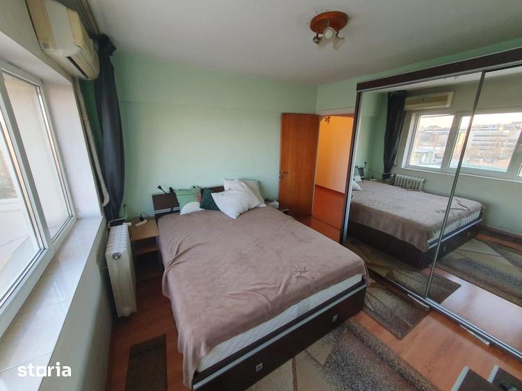 Apartament cu 4 camere decomandat în Pantelimon