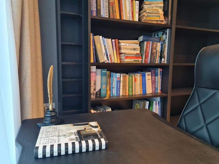 Apartament cu 3 camere decomandat în Aviației