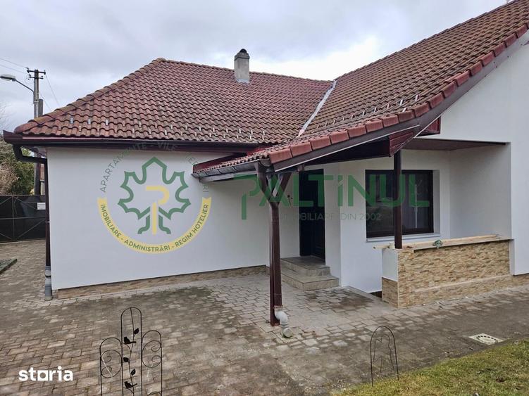 Casa de vanzare in centrul Sibiului 3 camere ?i curte privata - 2