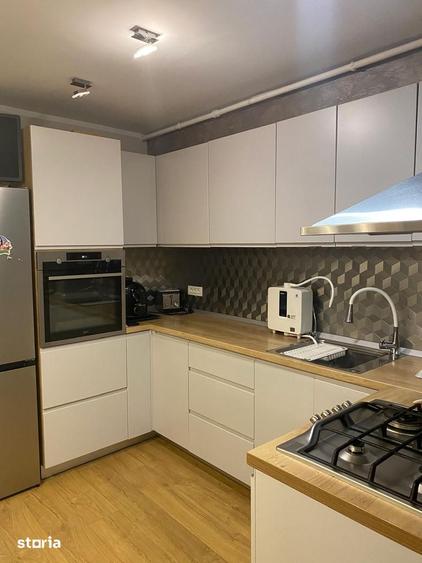 Apartament cu 2 camere decomandat, mobilat în Delfinariu