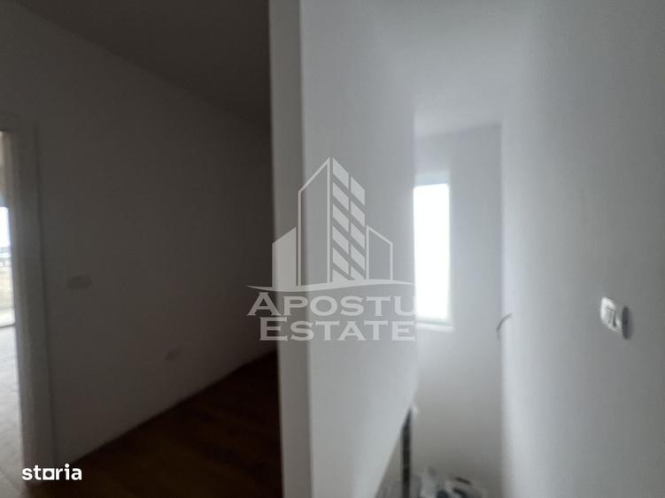 Casă cu 4 camere în Covaci