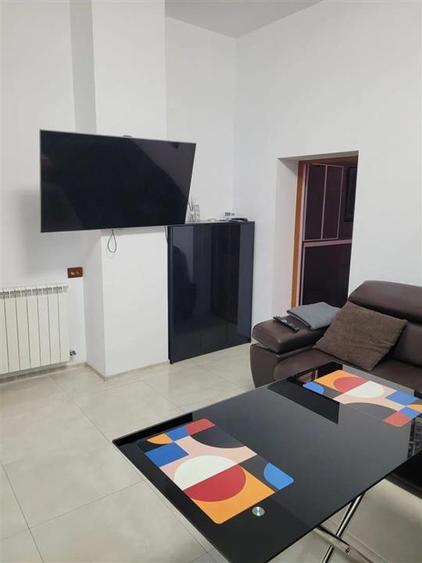 Apartament cu 2 camere semidecomandat în Apollo