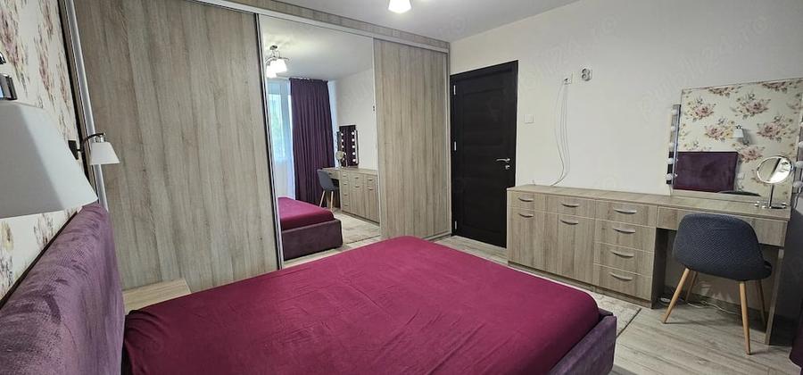 Apartament cu 3 camere decomandat în Titan