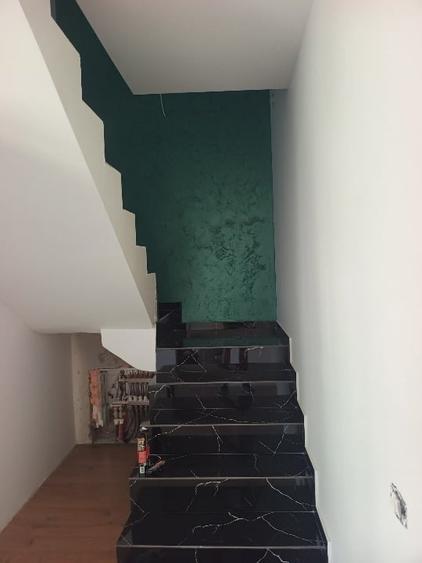 Duplex cu 4 camere cu Canalizare în Giroc