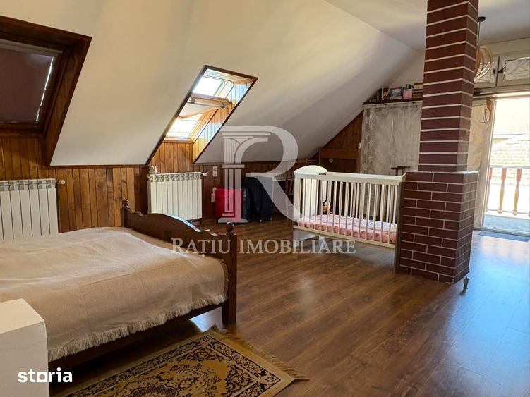 Casă cu 4 camere cu Teren 297 Mp în Central