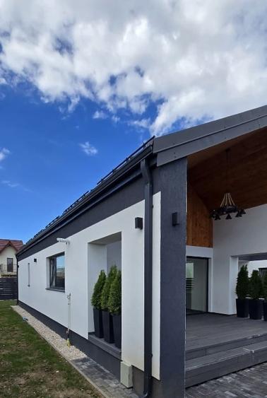 Casă individuală cu 3 camere cu Teren 300 Mp în Tărlungeni