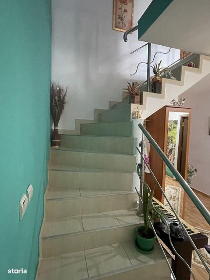 Casă cu 4 camere în Central