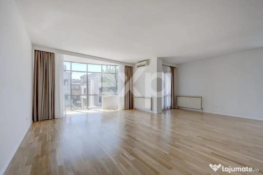 Apartament cu 4 camere decomandat în Dorobanți