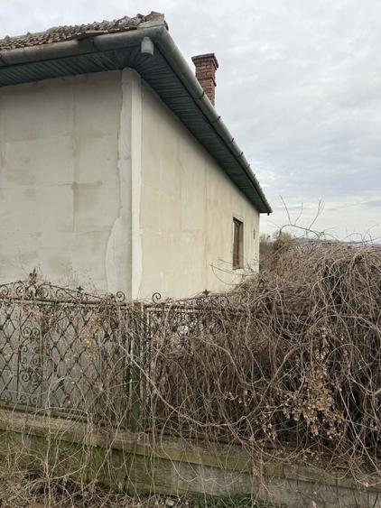 Casă cu 2 camere în Unirea