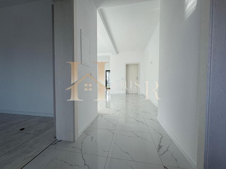 Duplex cu 3 camere cu Canalizare în Moșnița Nouă
