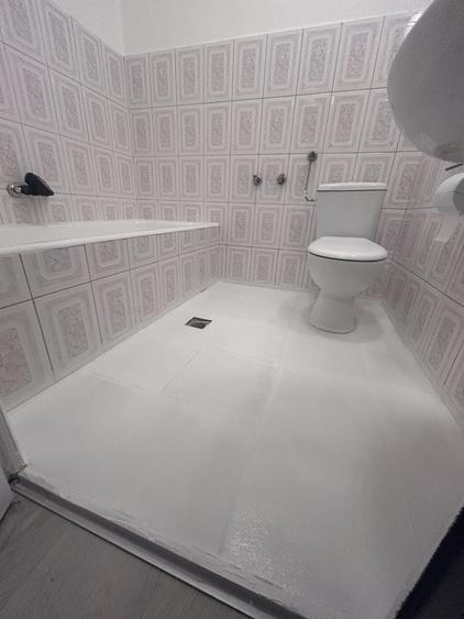 Apartament cu 2 camere semidecomandat în Polonă