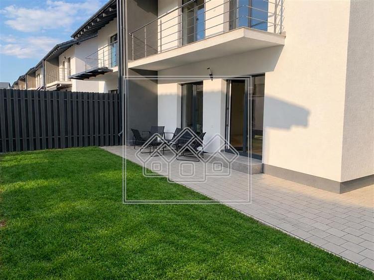 Duplex cu 4 camere cu Teren 195 Mp în Șelimbăr