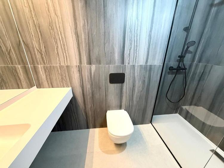 Apartament cu 3 camere, mobilat în Aviației