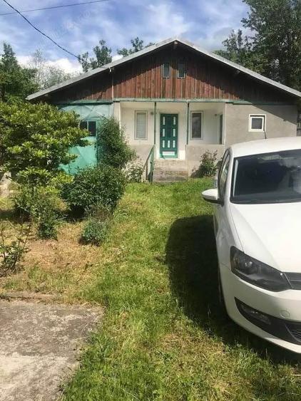 Traie?te la marginea padurii! Casa, 3.200 mp curte + 2.000 mp PADURE proprie in Apostolache! - 2