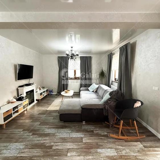 | Vila Parter+Mansarda | SENDRENI, SERBESTII VECHI | teren: 500 mp | - 6