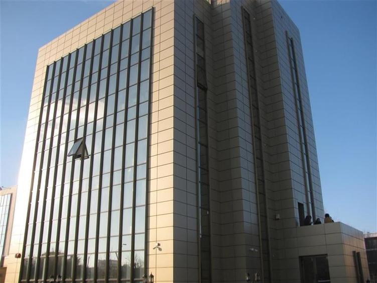 Inchiriere spatiu demisol - 10